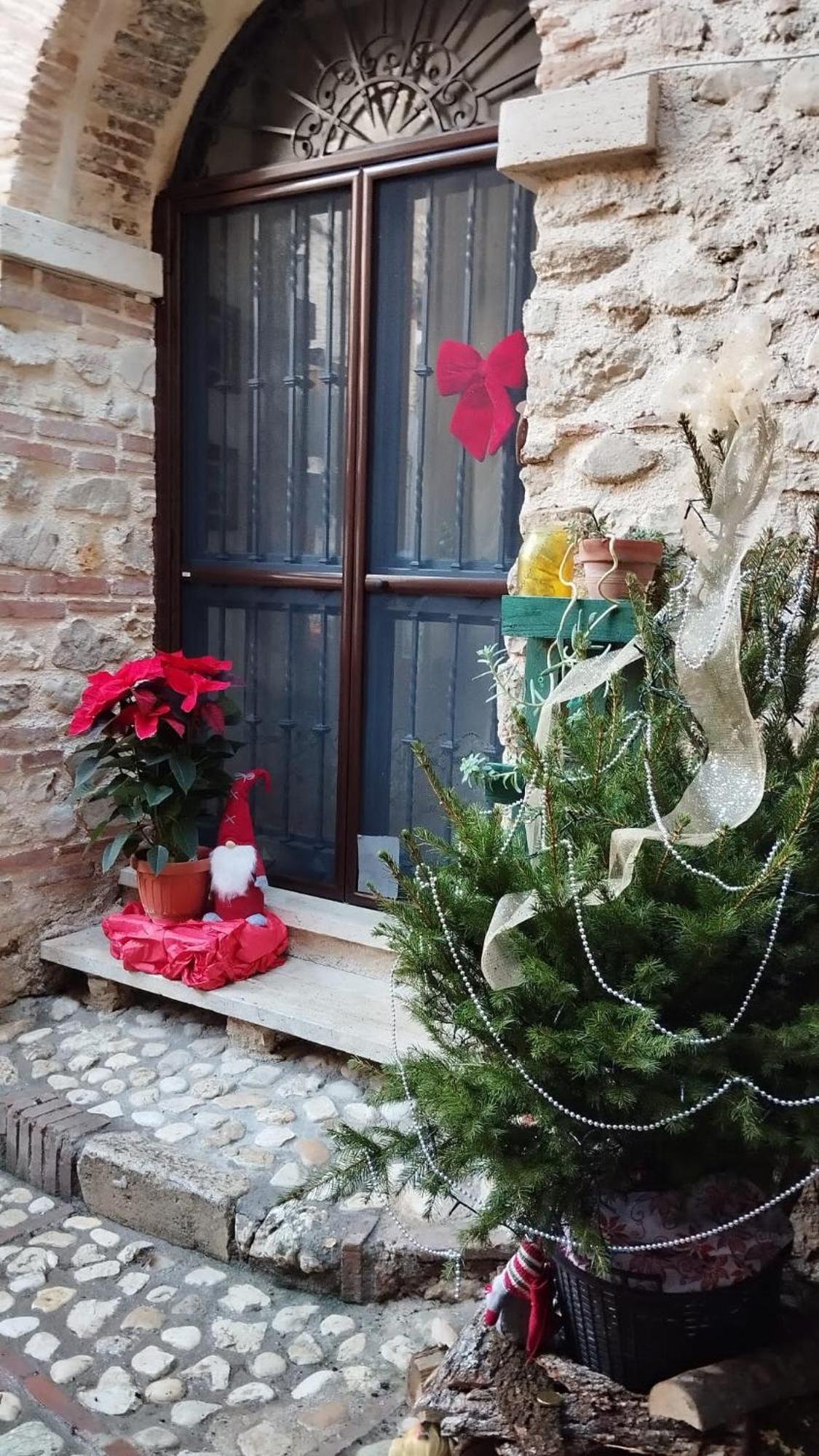 Al Cantinone Toffia Exterior foto